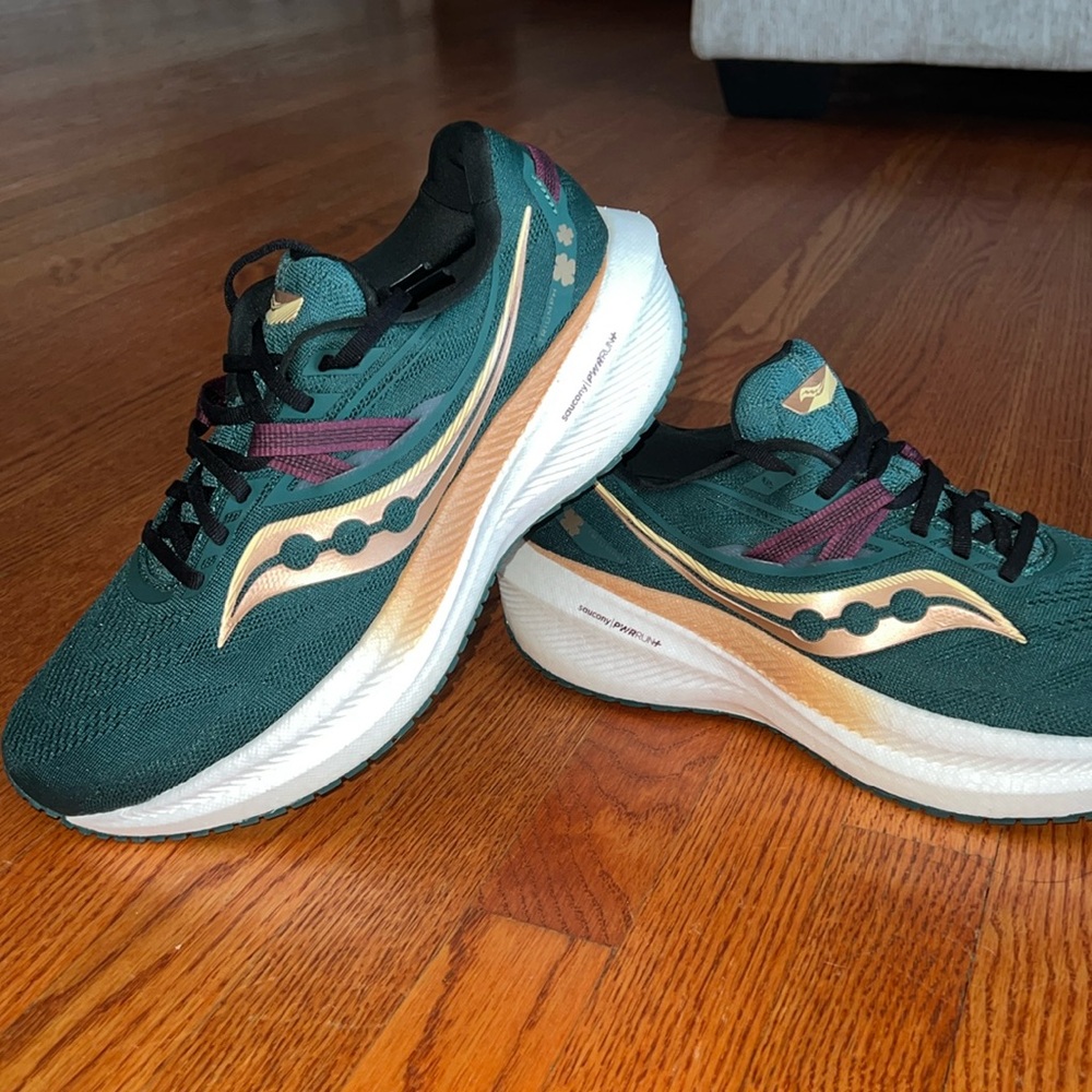 Men’s Saucony Triumph Running Sneaker